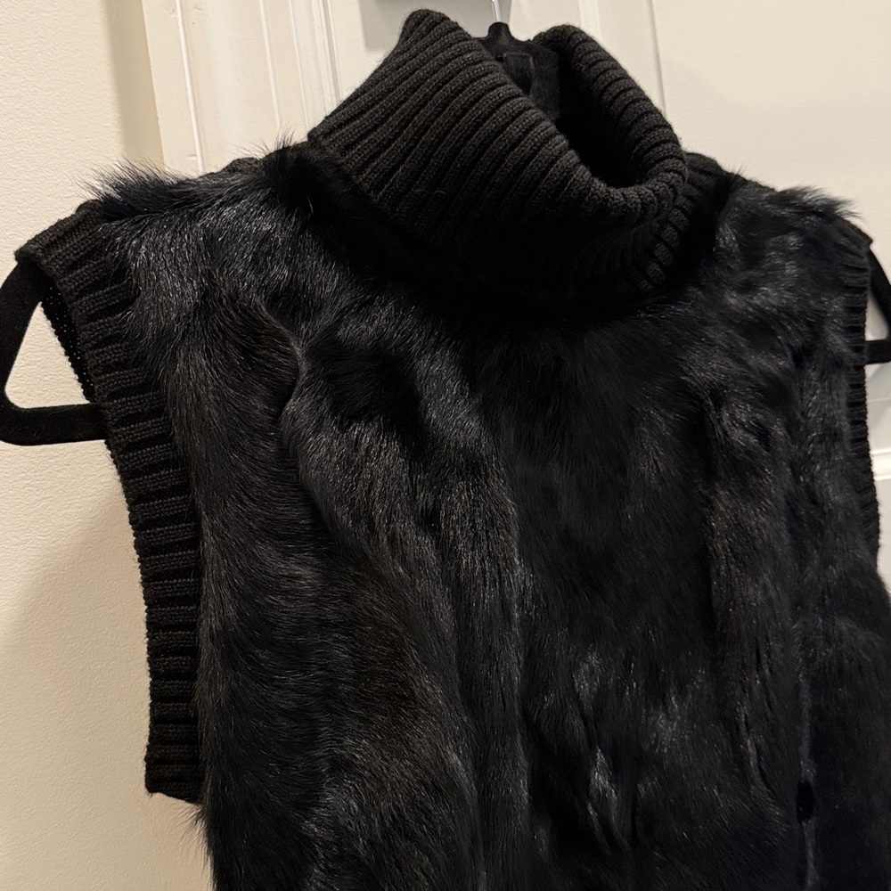 BCBGMaxAzria Black Genuine Goat Fur Top - Picture 12 of 12
